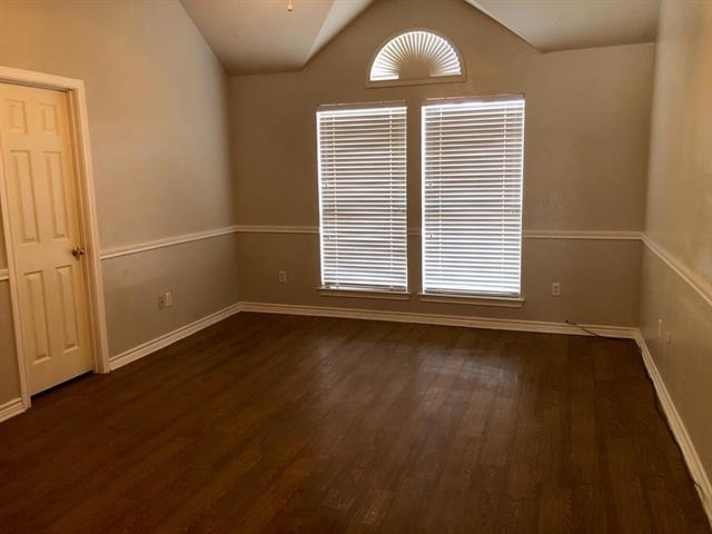 1406 Oxford Drive - Photo 5