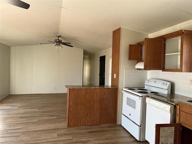 8514 County Road 623 - Photo 2