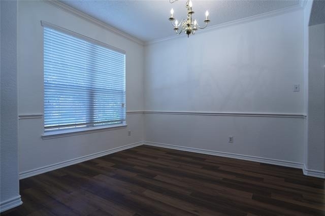 2032 Fox Glen Drive - Photo 2