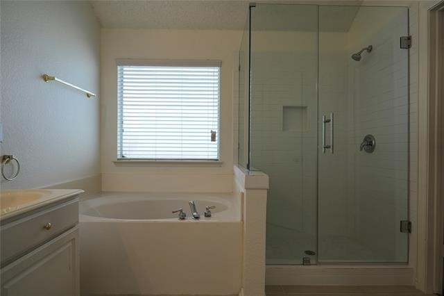 2032 Fox Glen Drive - Photo 17
