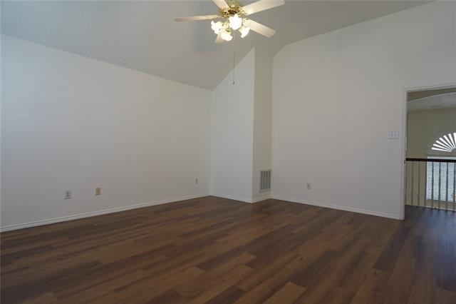 2032 Fox Glen Drive - Photo 14