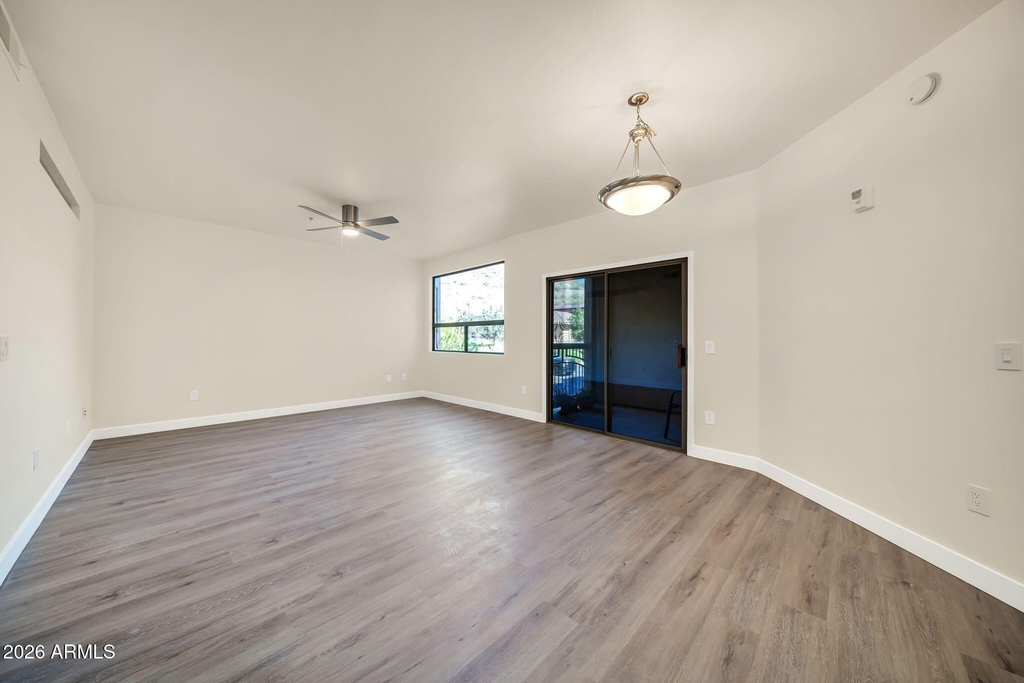 9820 N Central Avenue - Photo 12