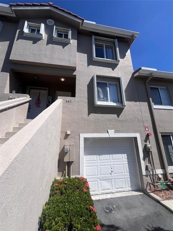 167 Riviera Circle - Photo 0