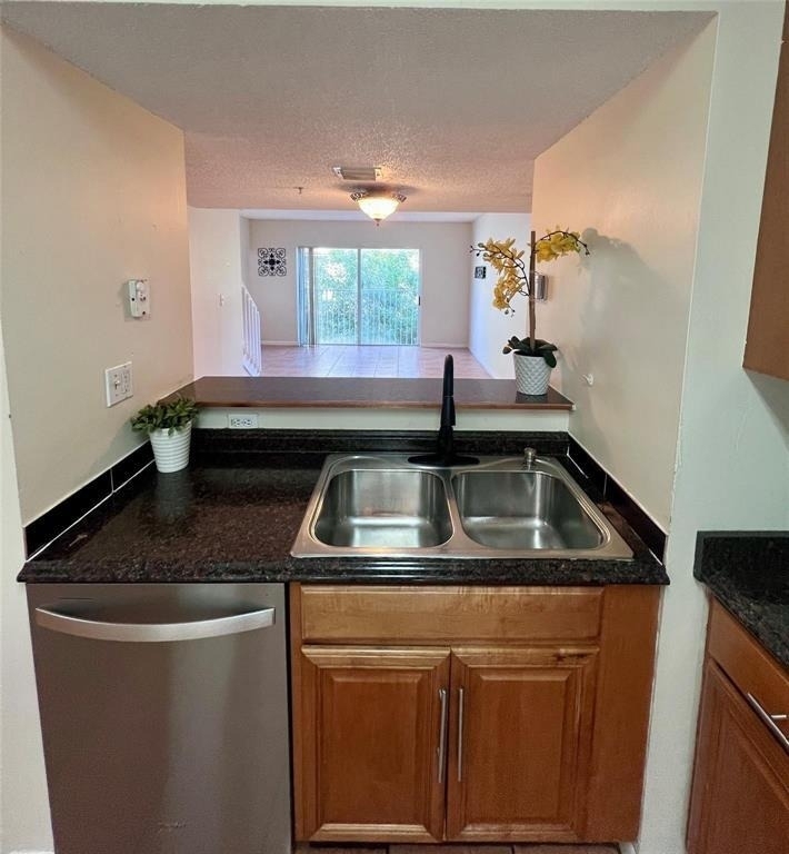 167 Riviera Circle - Photo 3
