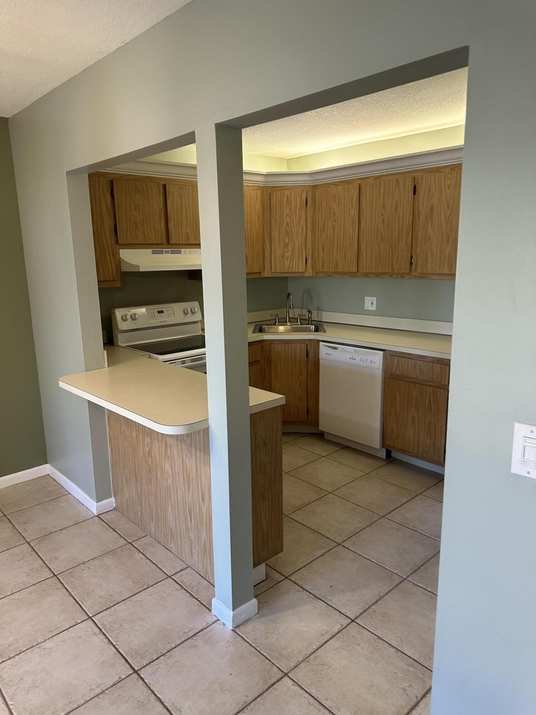 436 Pine Glen Lane - Photo 3