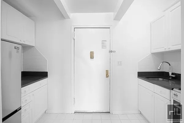 West 72nd Street - Photo 1