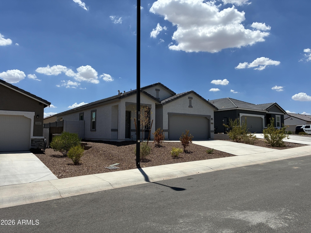 20109 W Palo Verde Drive - Photo 2
