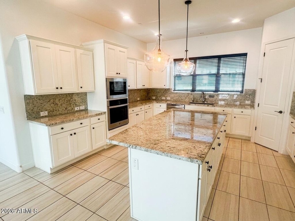 20726 W Colter Street - Photo 5