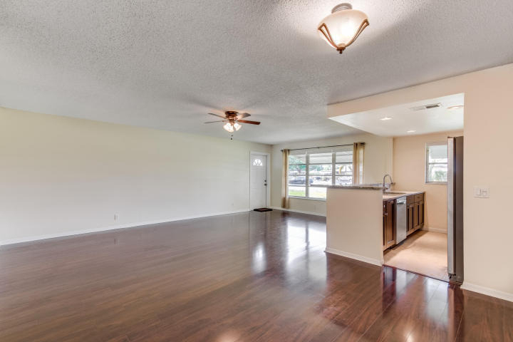 797 North Drive - Photo 4