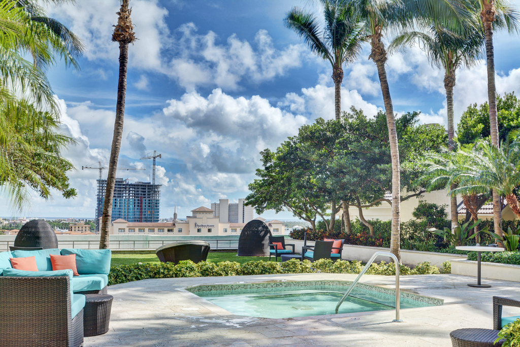 550 Okeechobee Boulevard - Photo 6