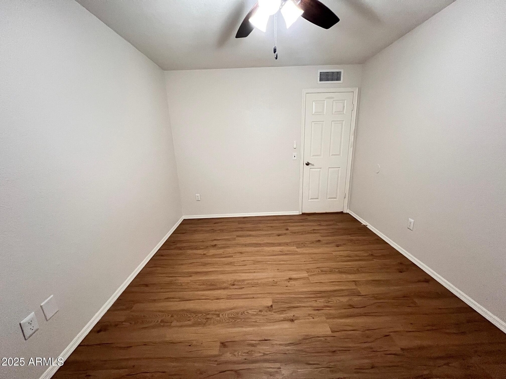 16640 N 29th Drive - Photo 33