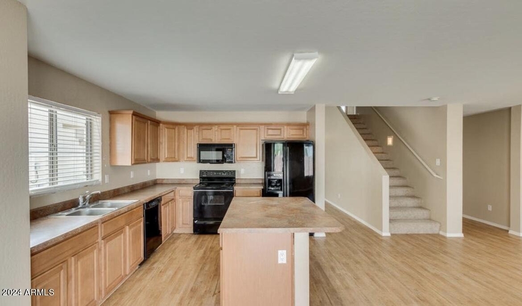 3886 W Dancer Lane - Photo 2