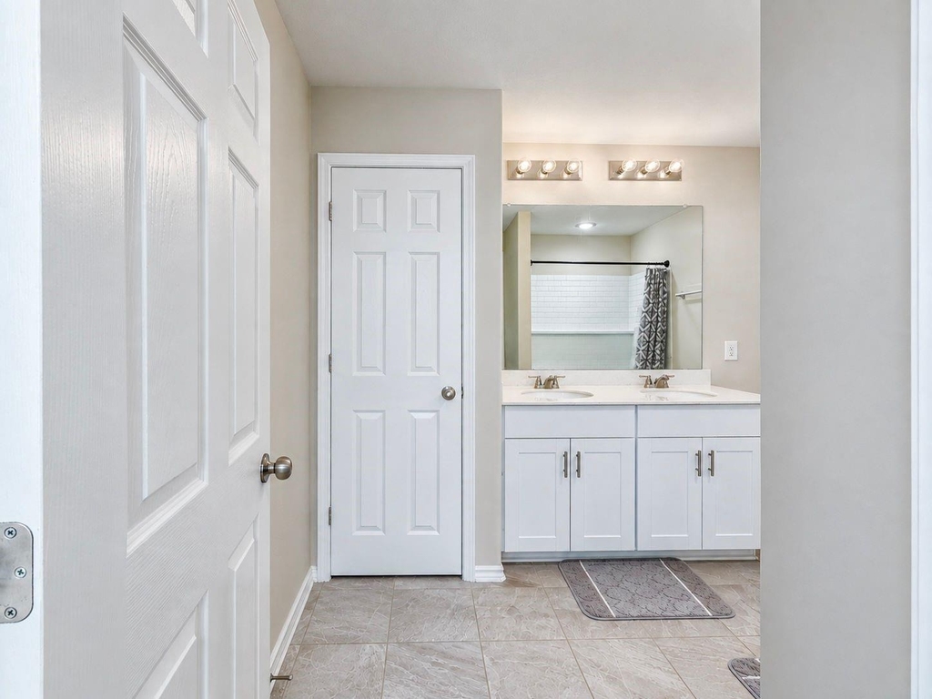 902 Feldspar Way - Photo 22