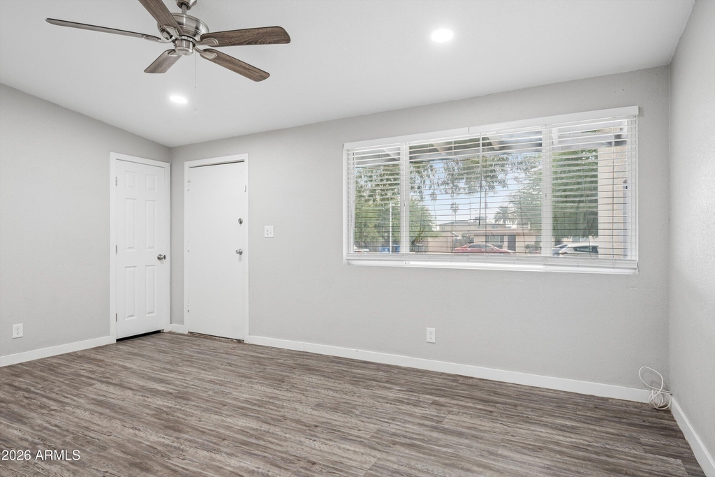 449 N Williams -- - Photo 10
