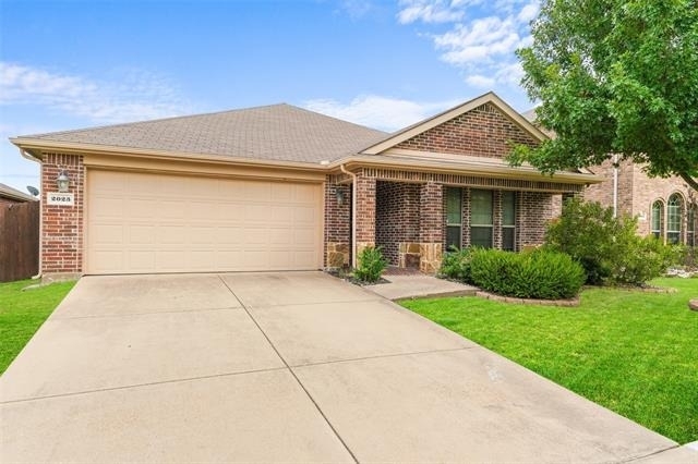 2023 Sterling Gate Drive - Photo 2