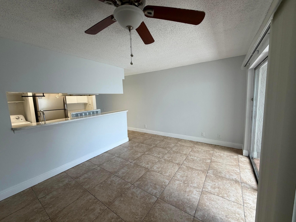 4419 Treehouse Lane - Photo 9