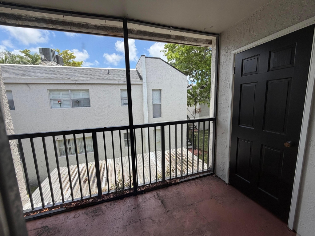 4419 Treehouse Lane - Photo 7
