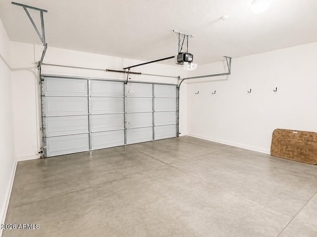 17636 W Maui Lane - Photo 18