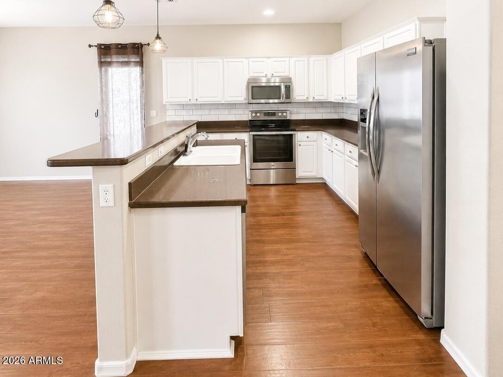 17636 W Maui Lane - Photo 4