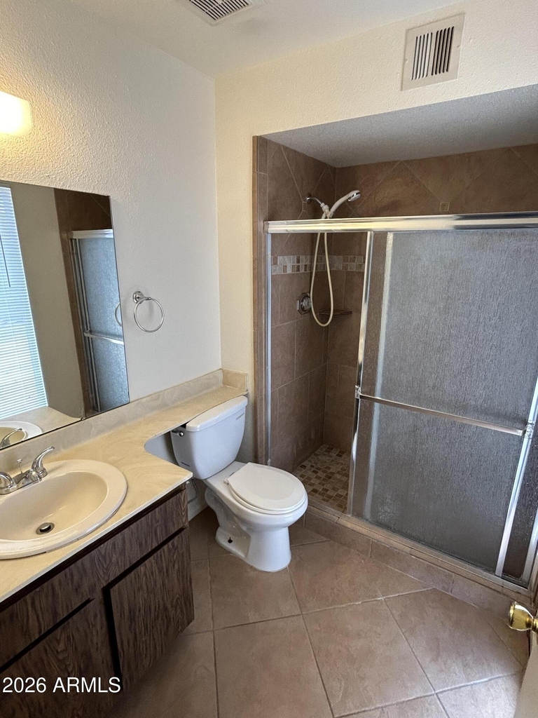 1653 W Plana Avenue - Photo 2
