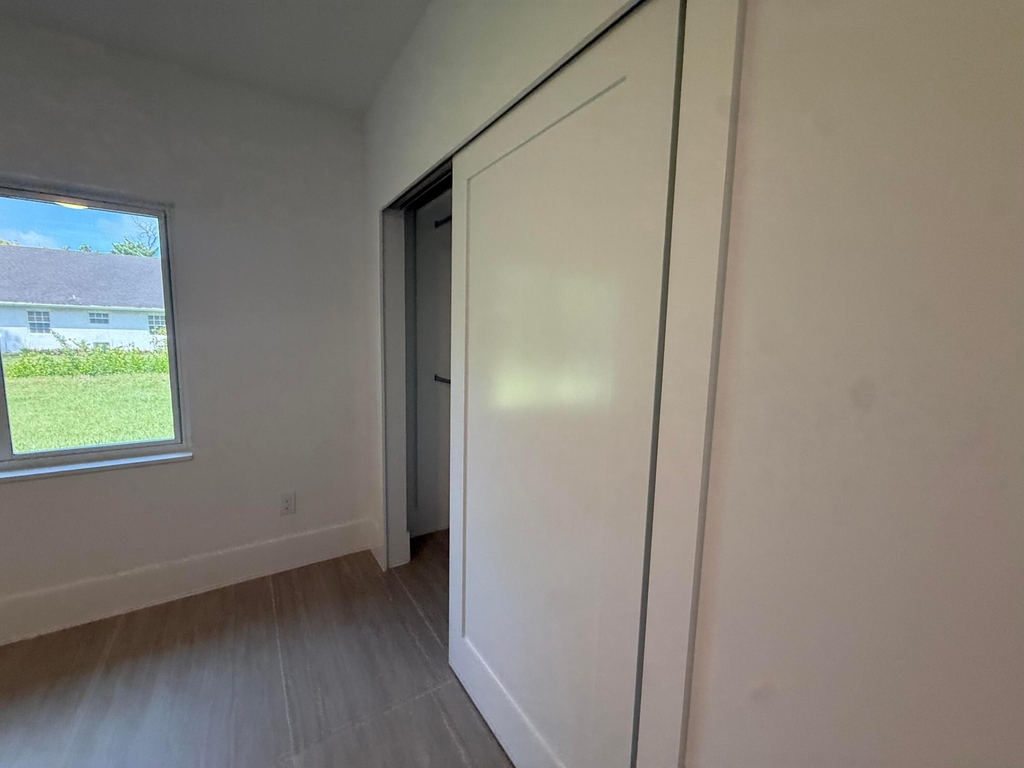 11222 61st Street N - Photo 20