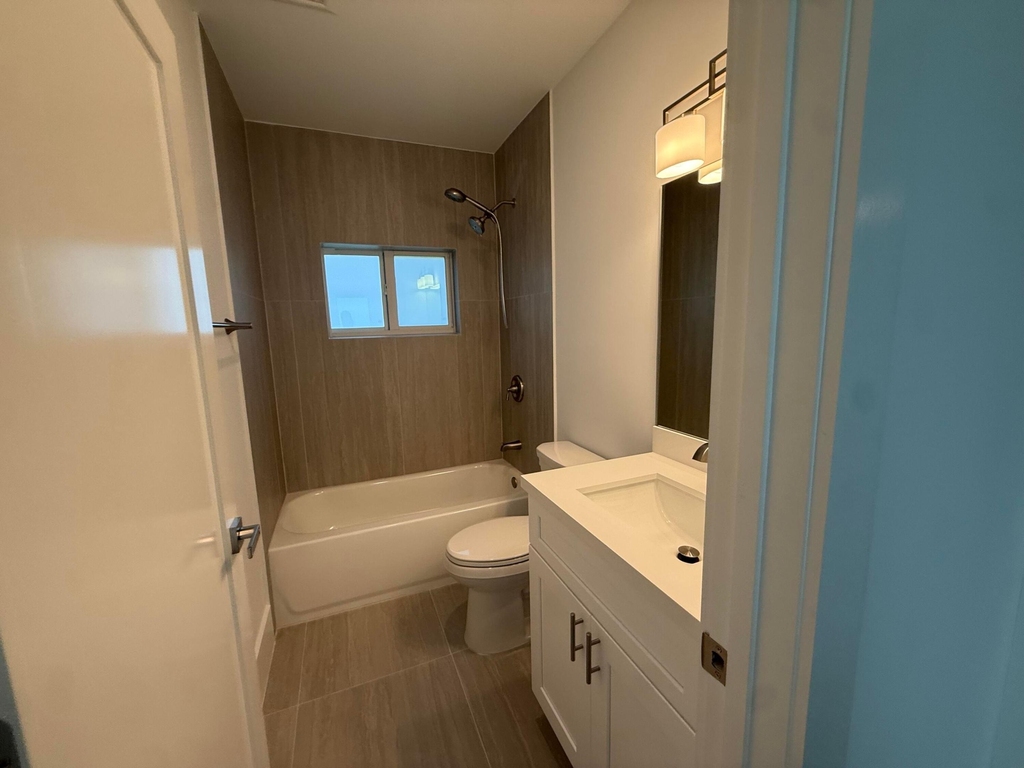 11222 61st Street N - Photo 11