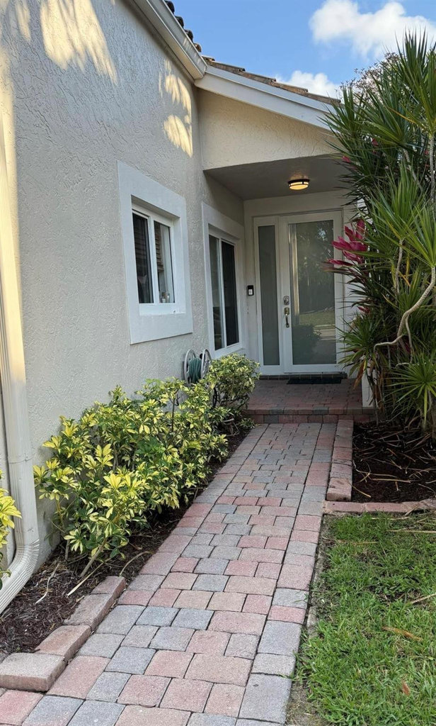 6165 Nw 77th Place - Photo 2