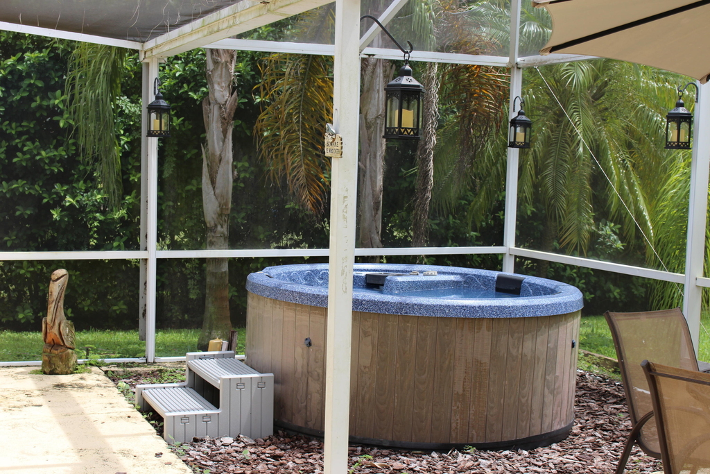 238 Sw Chandler Terrace - Photo 1