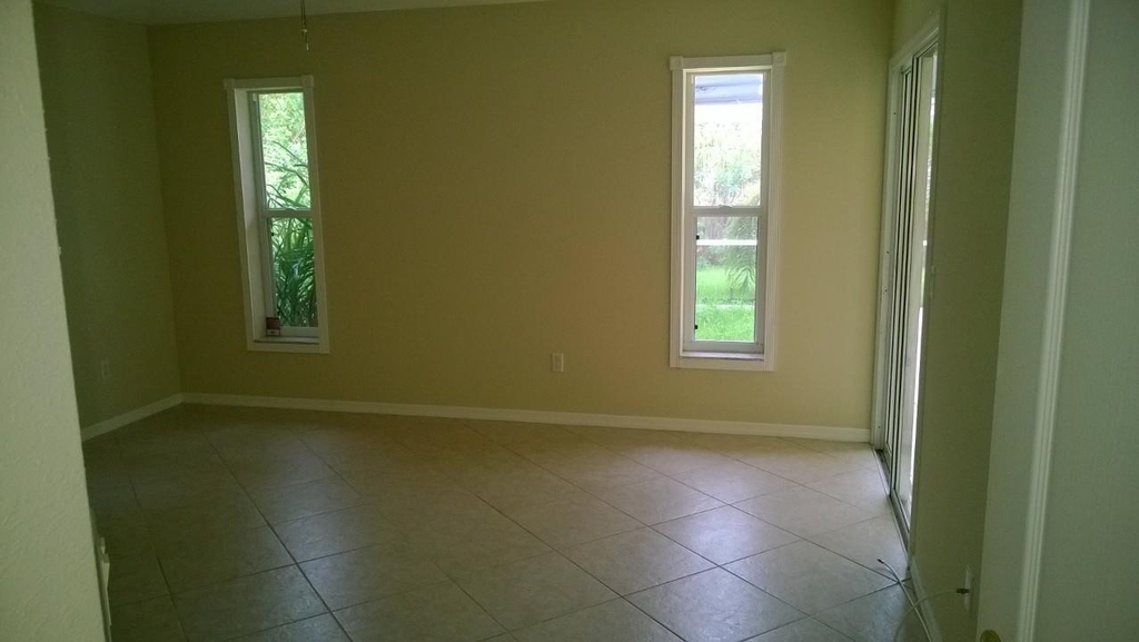 238 Sw Chandler Terrace - Photo 2