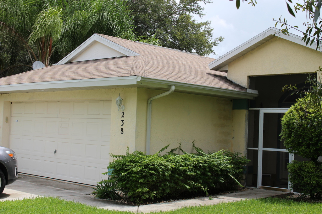238 Sw Chandler Terrace - Photo 0