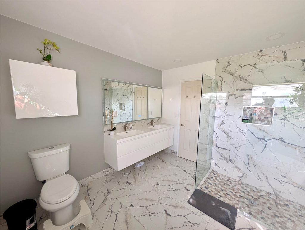 6421 Crossbow Court - Photo 8