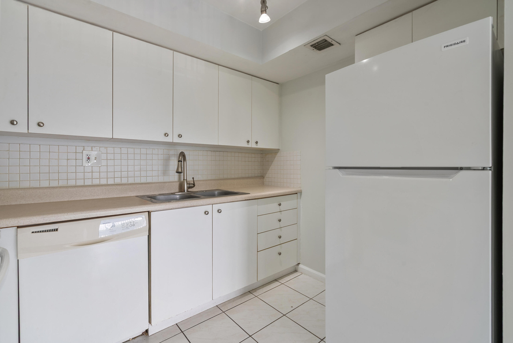 701 Nw 19th Street - Photo 5