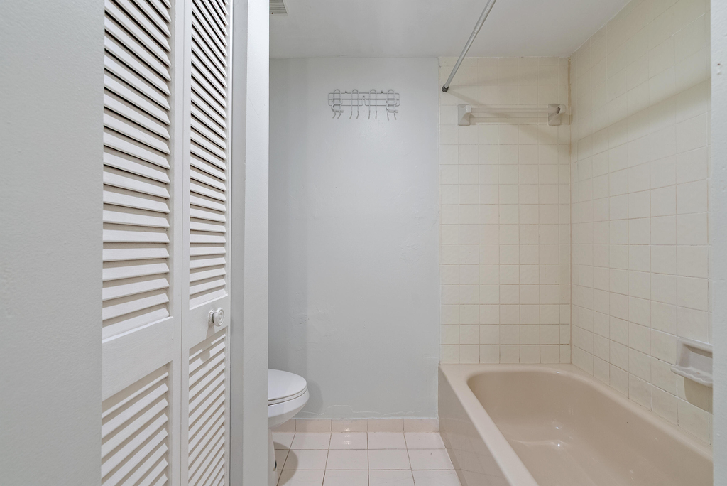 701 Nw 19th Street - Photo 12