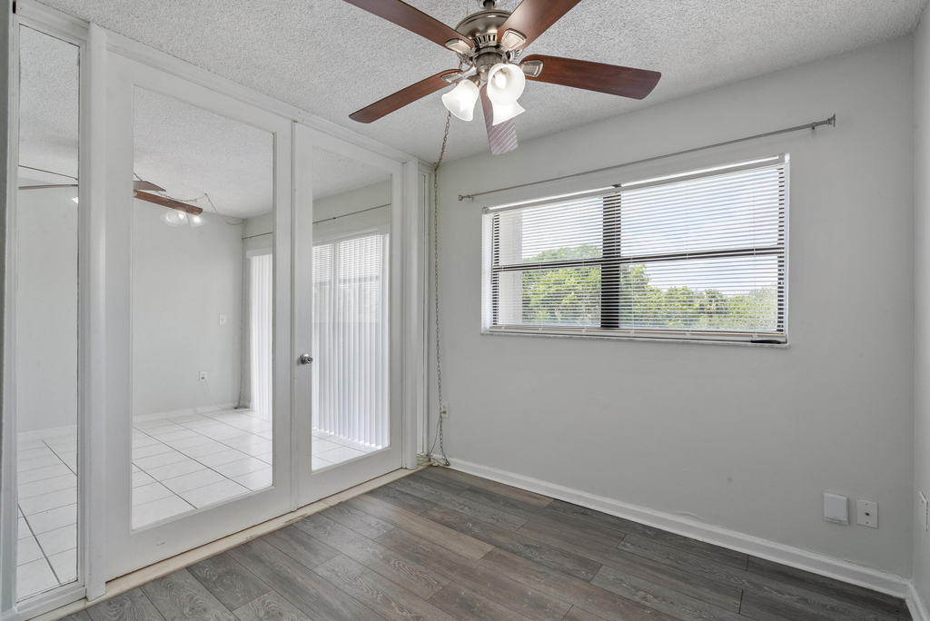 701 Nw 19th Street - Photo 9
