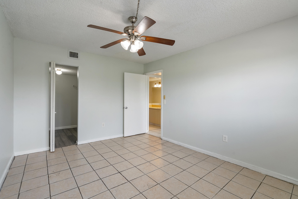 701 Nw 19th Street - Photo 7