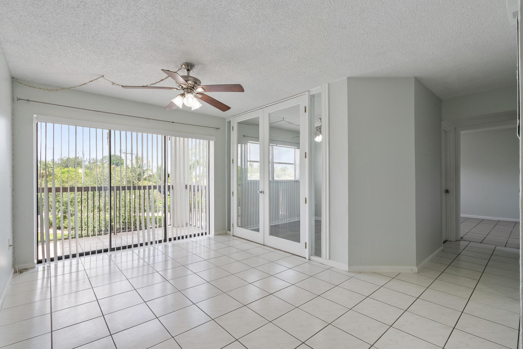 701 Nw 19th Street - Photo 1