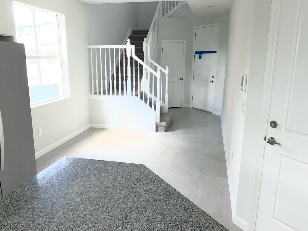 16340 Oakview Drive - Photo 5