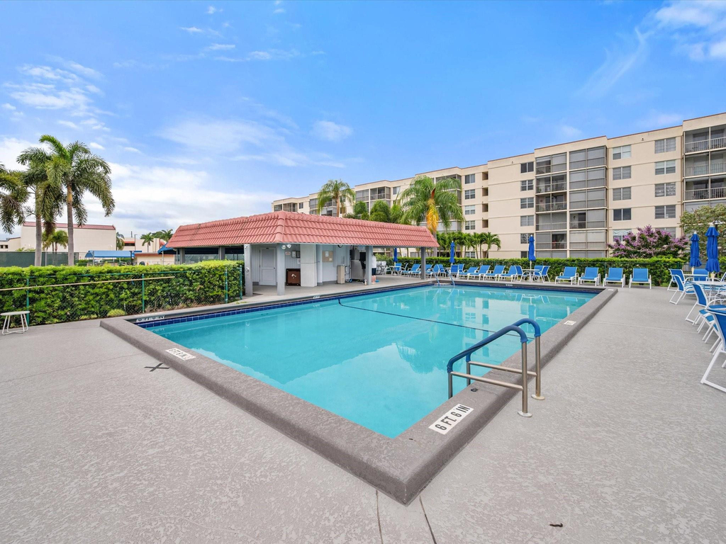 8900 Washington Boulevard - Photo 15