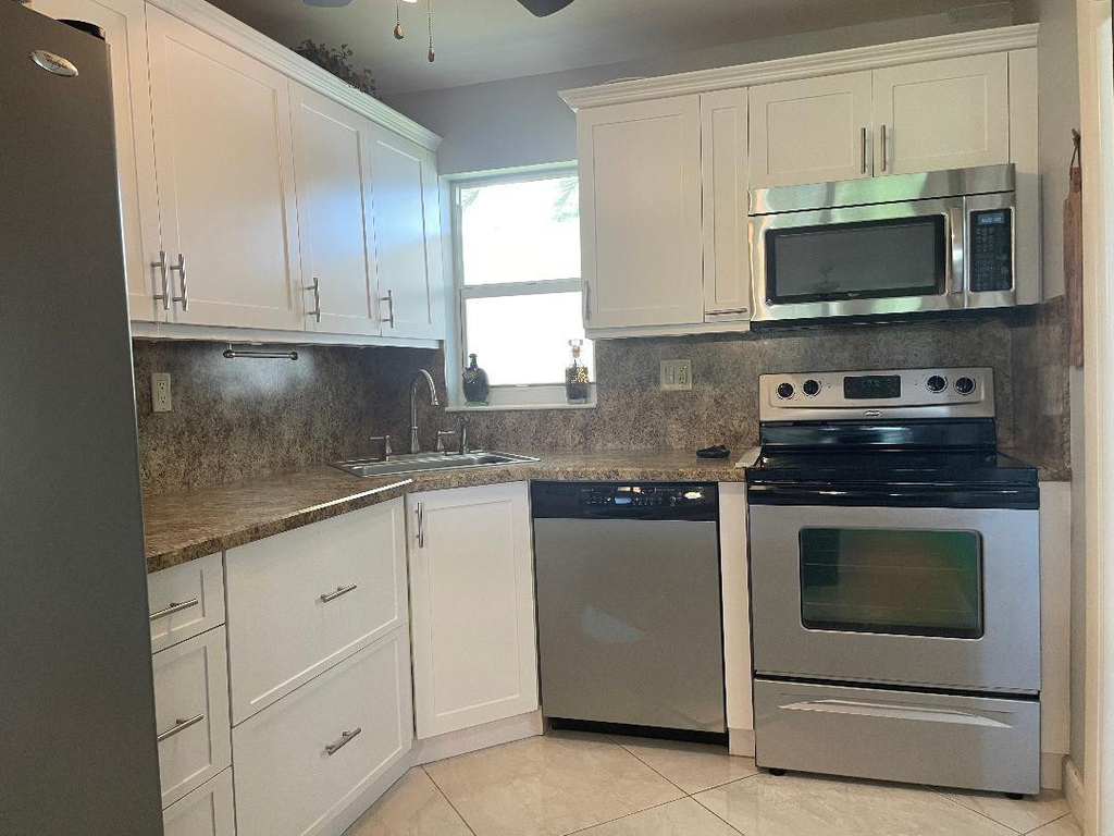 8900 Washington Boulevard - Photo 3