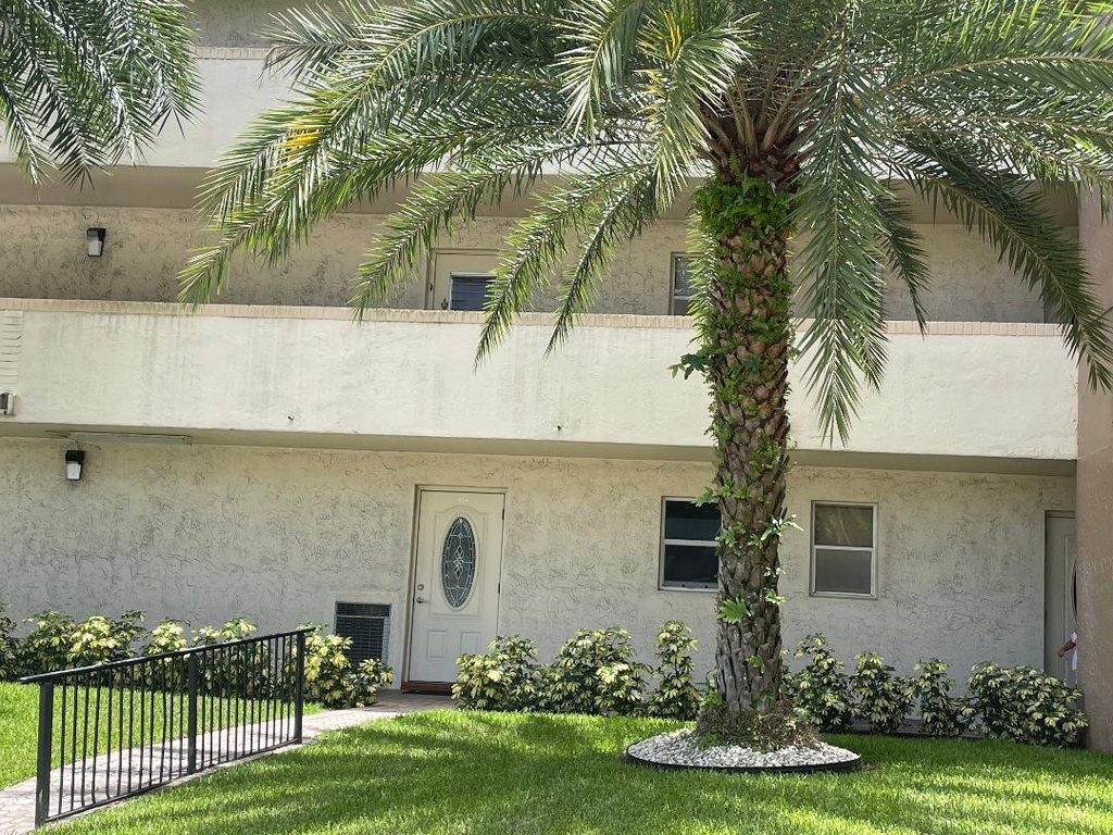 8900 Washington Boulevard - Photo 14