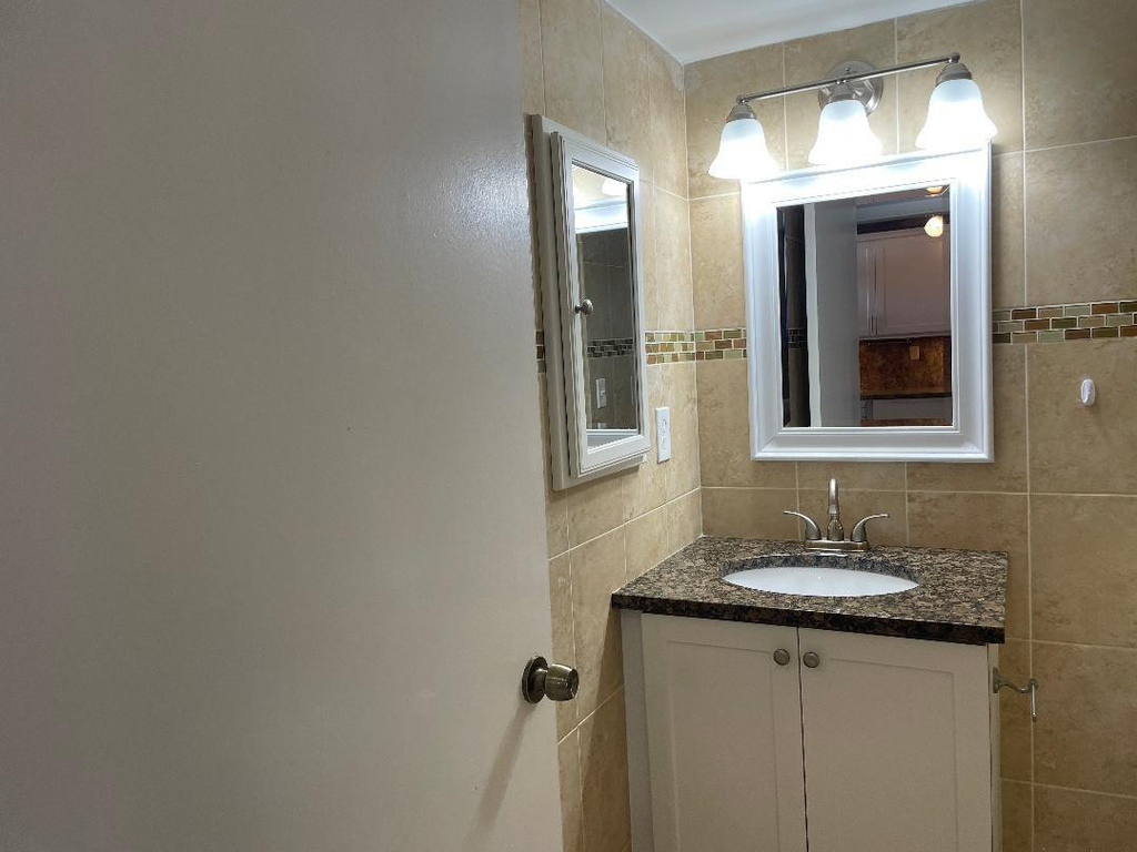 8900 Washington Boulevard - Photo 12