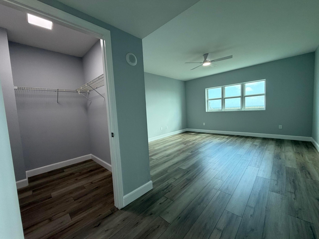 15051 Royal Oaks Lane - Photo 10