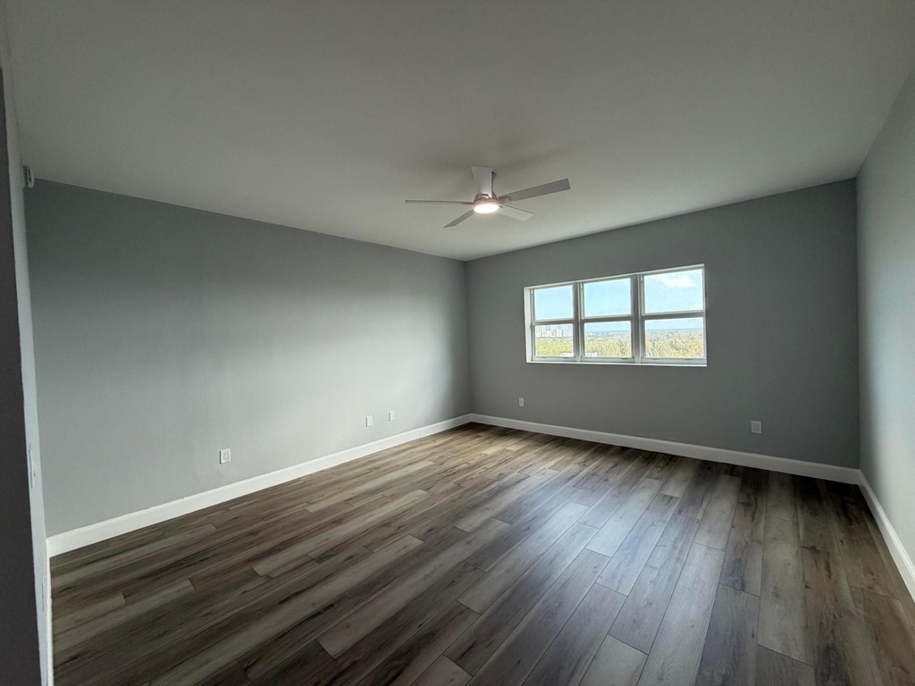 15051 Royal Oaks Lane - Photo 8