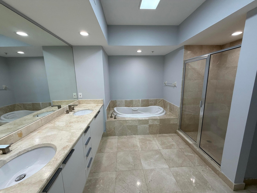 15051 Royal Oaks Lane - Photo 12