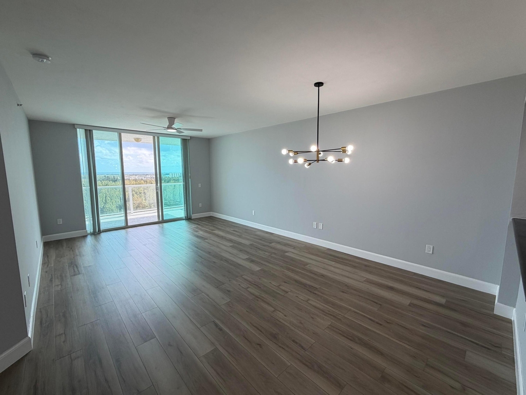 15051 Royal Oaks Lane - Photo 1