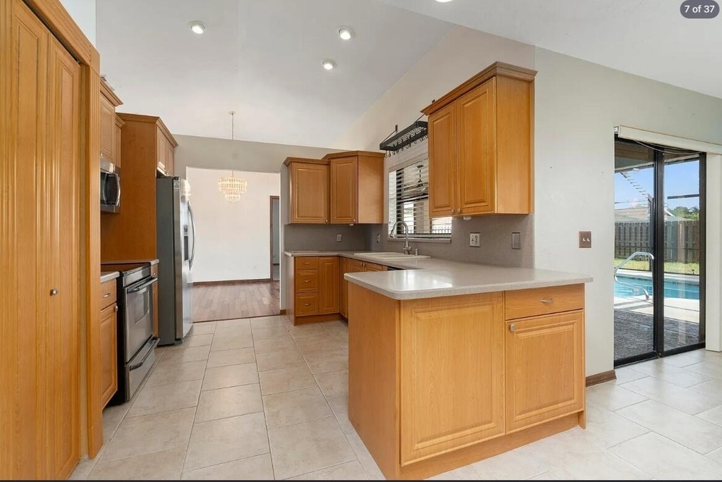 329 Se Oakridge Drive - Photo 3