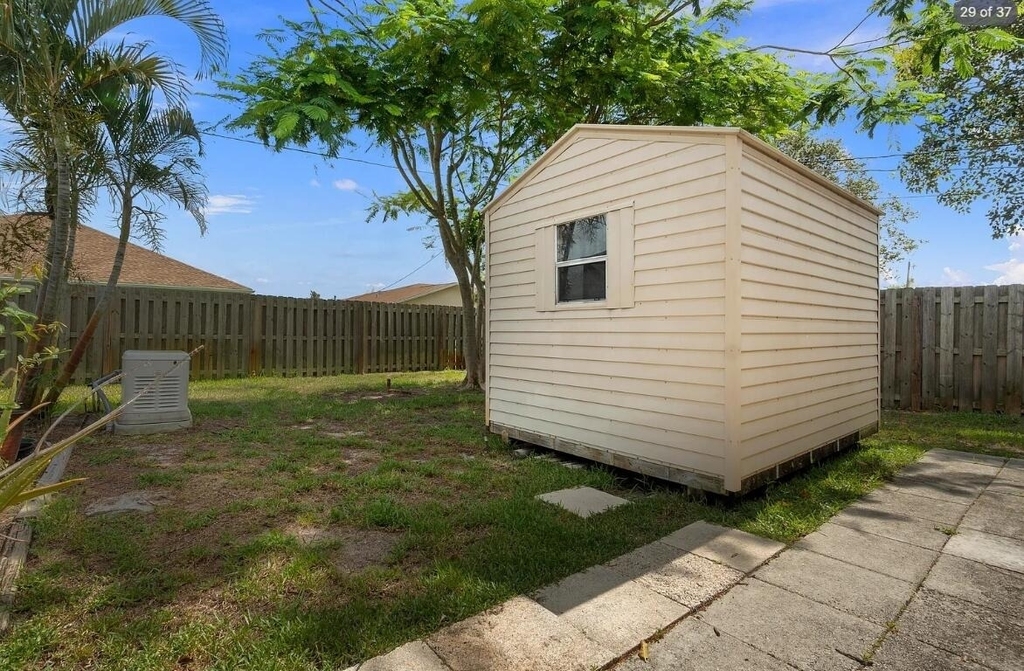 329 Se Oakridge Drive - Photo 16