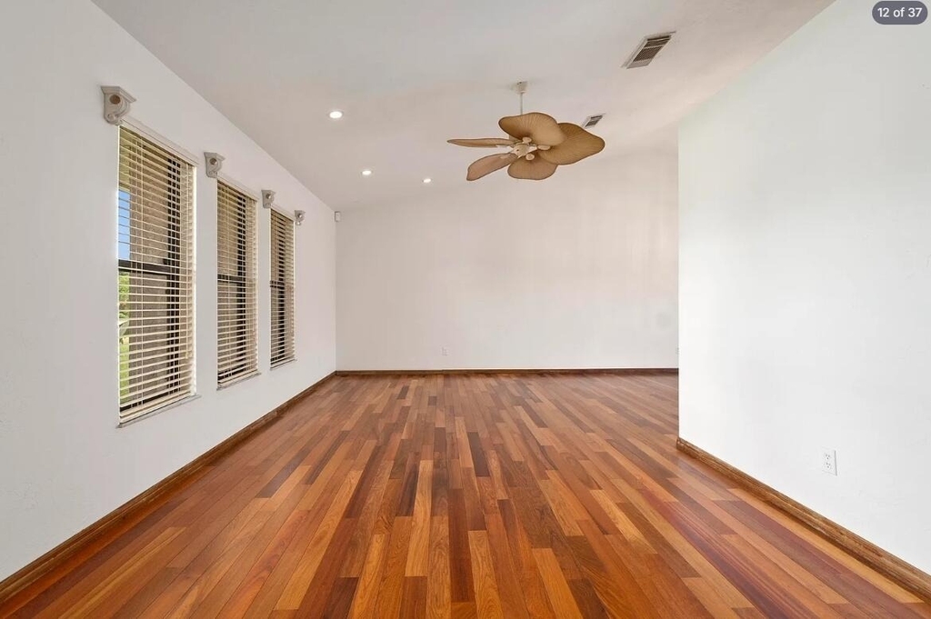 329 Se Oakridge Drive - Photo 6