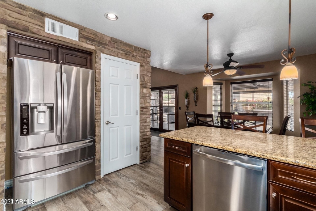 2911 E Windmere Drive - Photo 8