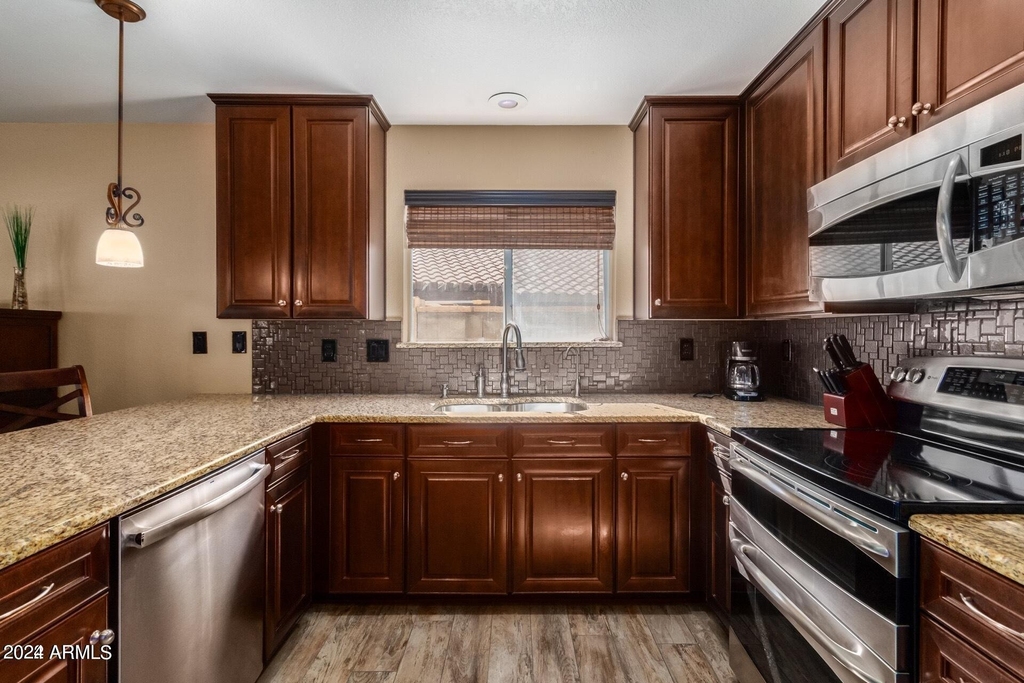 2911 E Windmere Drive - Photo 9
